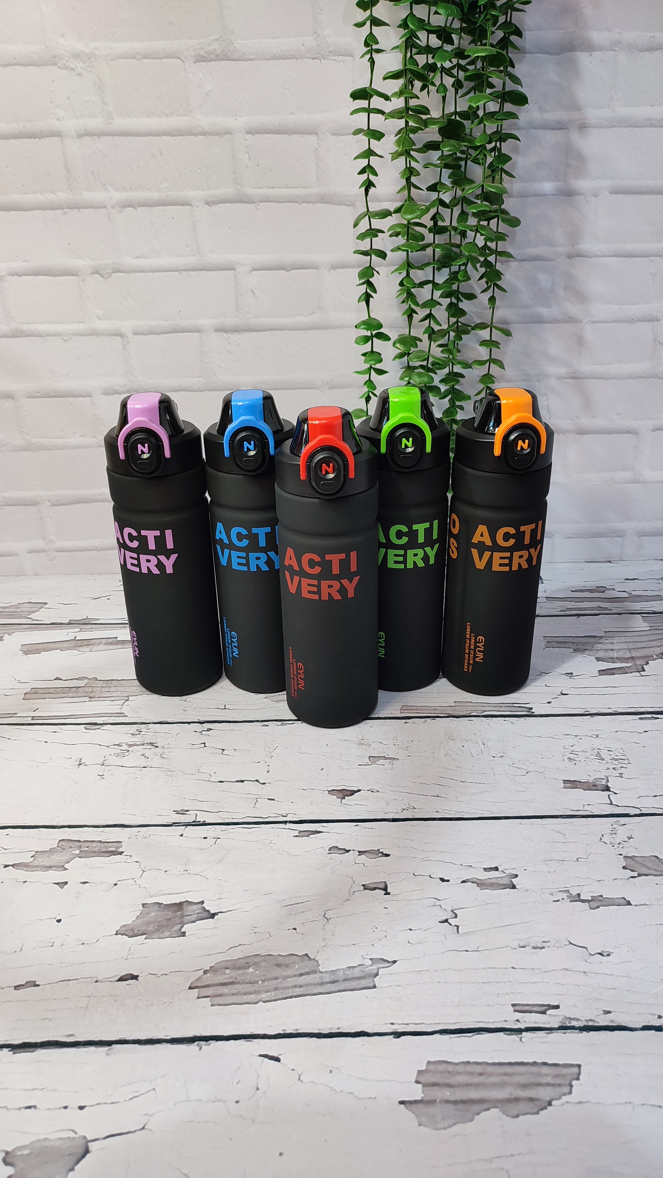 قمقمه مشکی مات اسان نوش قفل دار