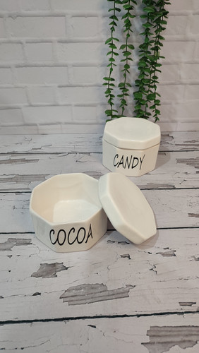 شکلات خوری سرامیکی درب دار