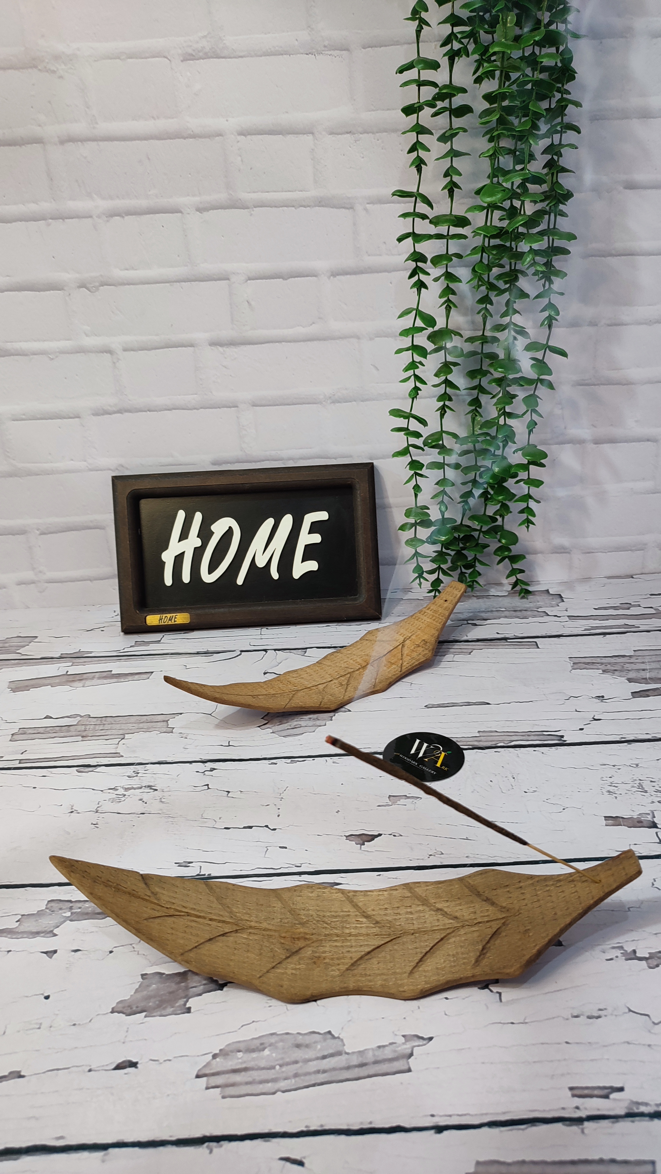 جا عودی چوبی طرح برگ