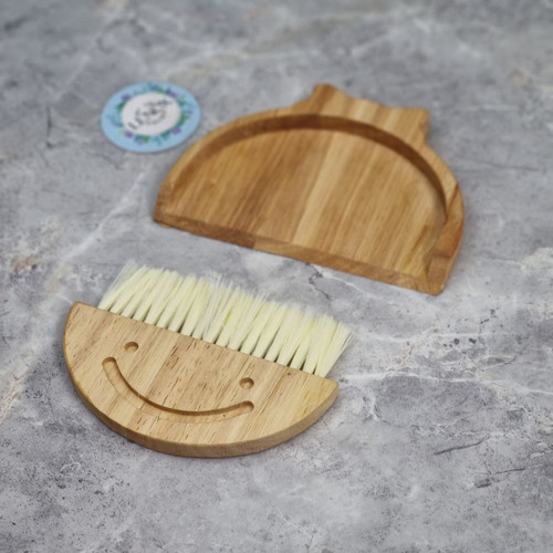 برس رو میزی لبخند