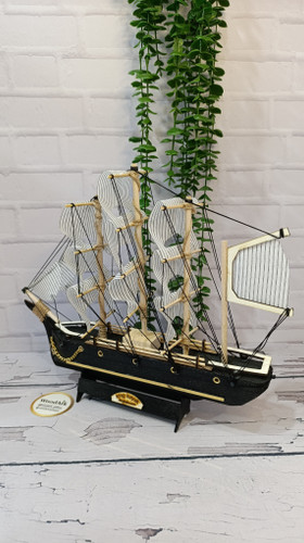 کشتی بادبانی بزرگ