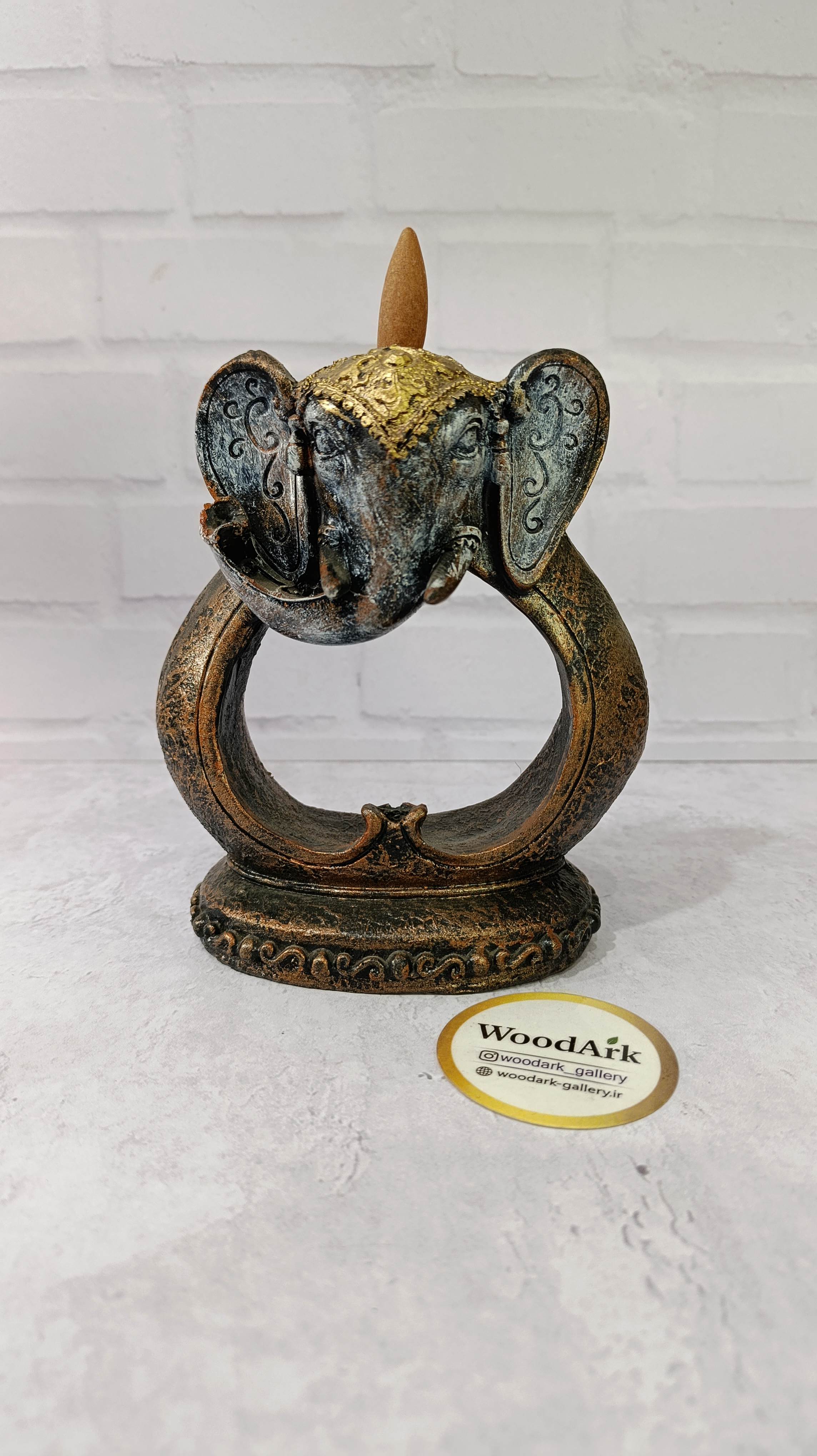 جای عودی آبشاری فیل